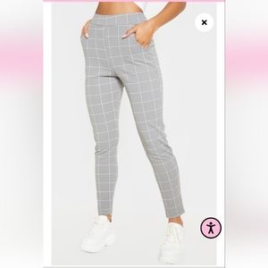 PRETTY LITTLE THING  GREY TWEED CHECK SKINNY TOUSERS, SIZE  10